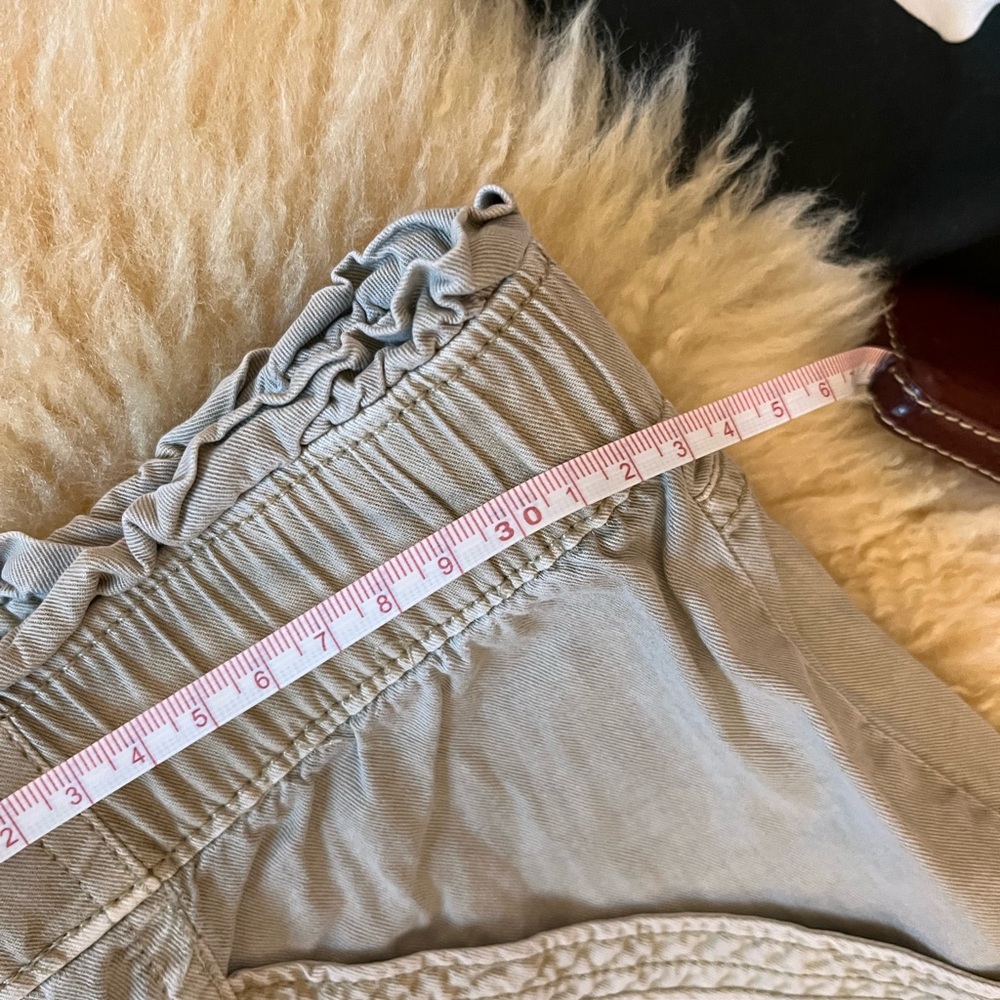 NWOT Old Navy slouchy pants, khaki - Picture 7 of 7